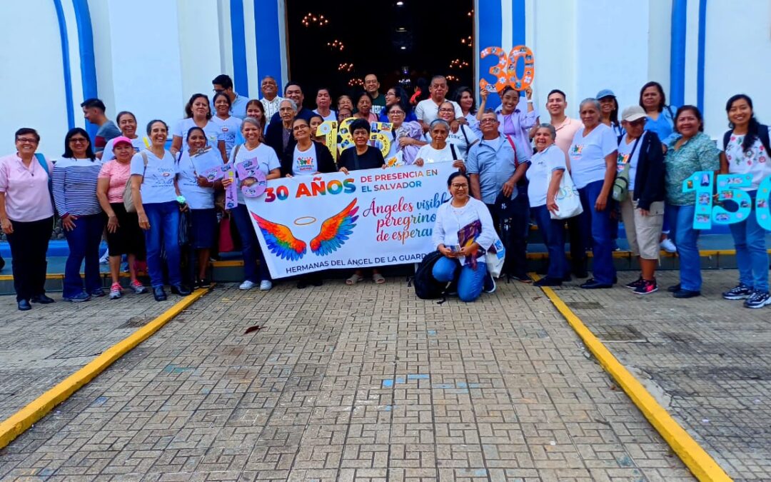 ÁNGELES VISIBLES, PEREGRINOS DE ESPERANZA